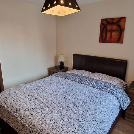 2 Bedroom Apartment Central Birmingham City Centre מראה חיצוני תמונה